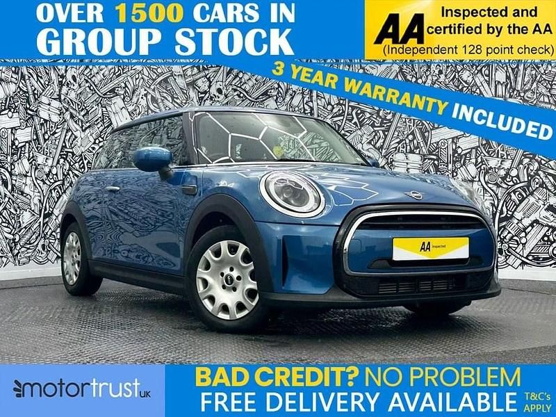 Used Mini ONE Classic 102 HP (75 kW) 2022 Blue Hatchback