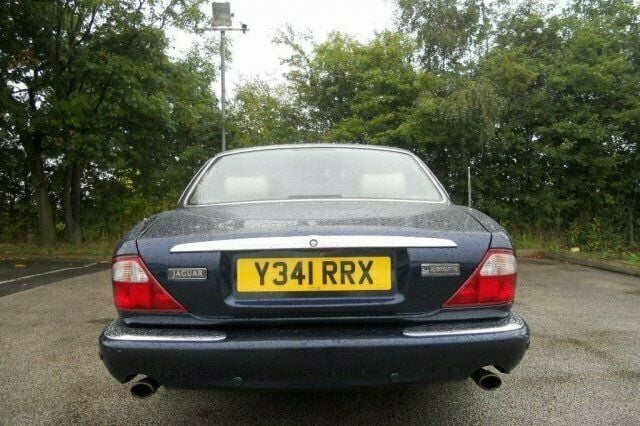 Used Jaguar XJ8 240 HP (176 kW) 2001 Sedan