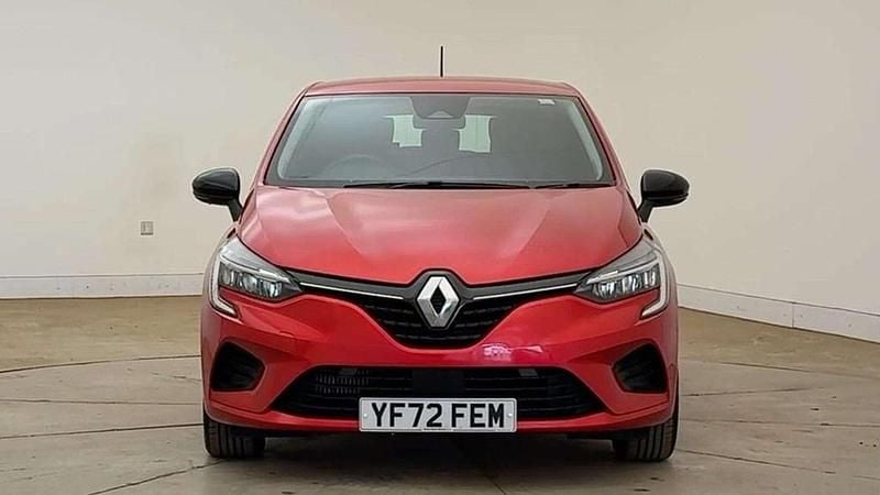 Used Renault Clio V Evolution 90 HP (66 kW) 2022 Red  Hatchback