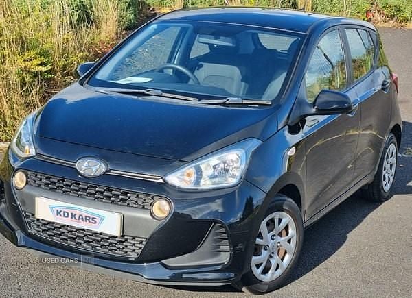 Black Used 2018 Hyundai i10 SE Hatchback | £7,150 (Good price) - Image 1/4
