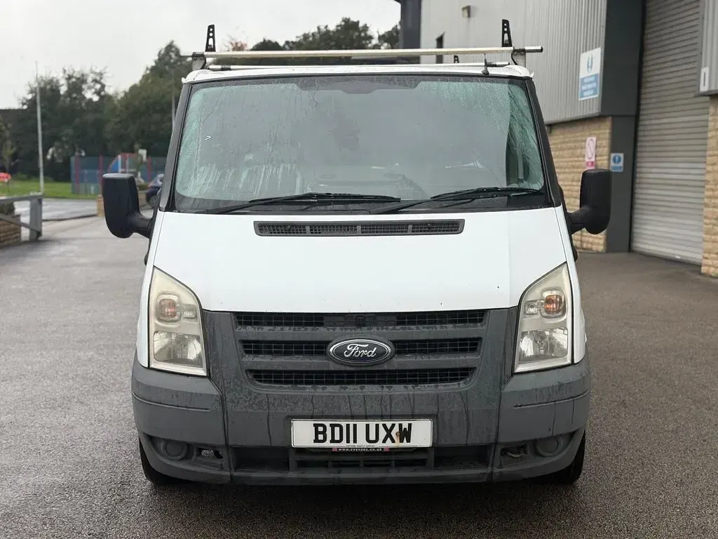 Used Ford Transit 85 HP (62 kW) 2011 White Van