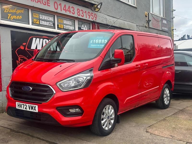Used Ford Transit Custom Limited 130 HP (95 kW) 2022 Red Van