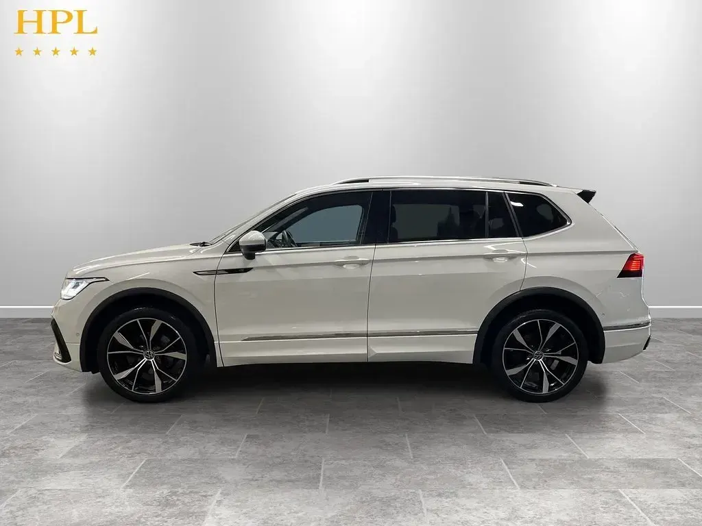 Used VW Tiguan Allspace R-line 150 HP (110 kW) 2022 White SUV