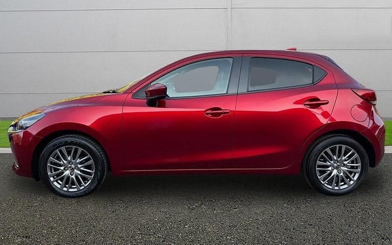 Used Mazda 2 Inclusive 90 HP (66 kW) 2022 Red Hatchback