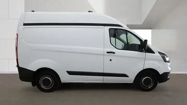 Used Ford Transit Custom 105 HP (77 kW) 2020 White Van