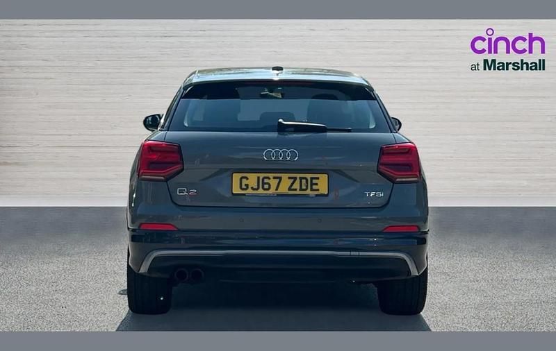 Usado Audi Q2 Advanced Plus 150 CV (110 kW) 2017 Gris SUV