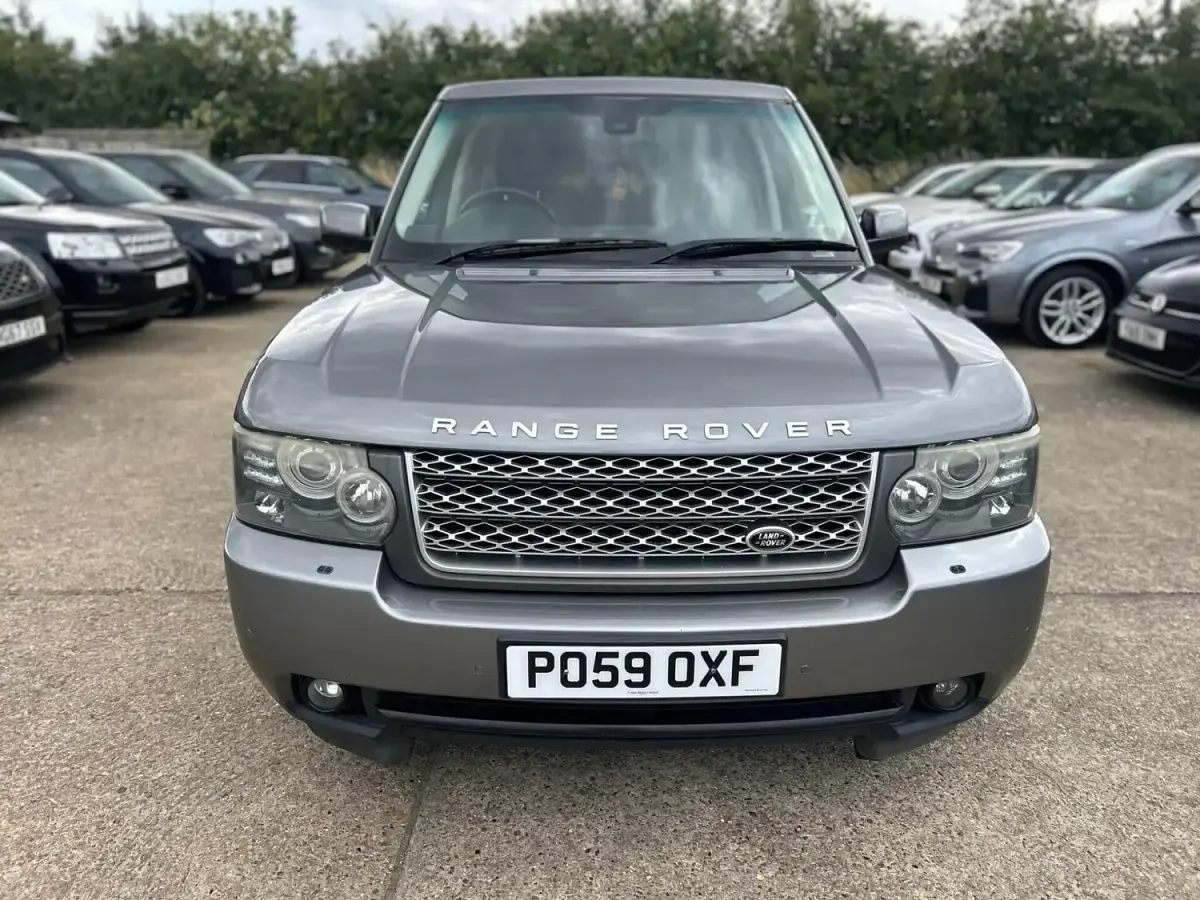 Used Land Rover Range Rover Vogue 271 HP (199 kW) 2010 Grey SUV