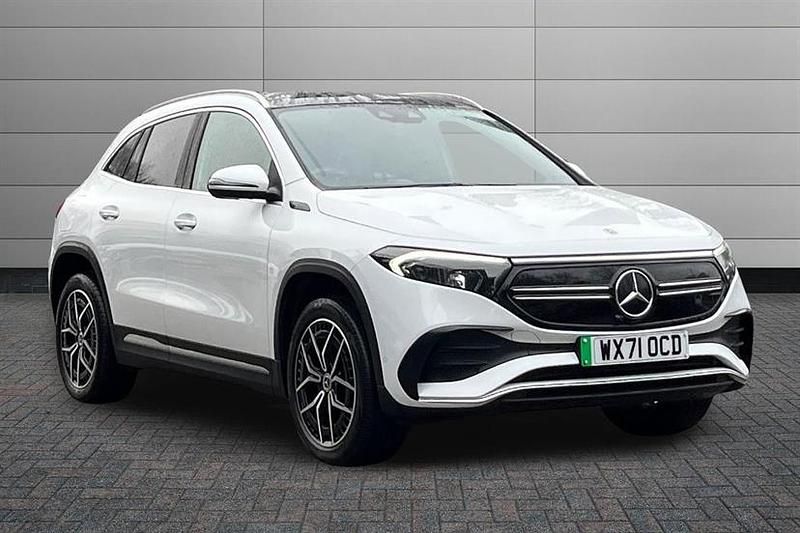 Used Mercedes EQA250 AMG Line Premium 139 kW (190 HP) 2021 Digital white SUV