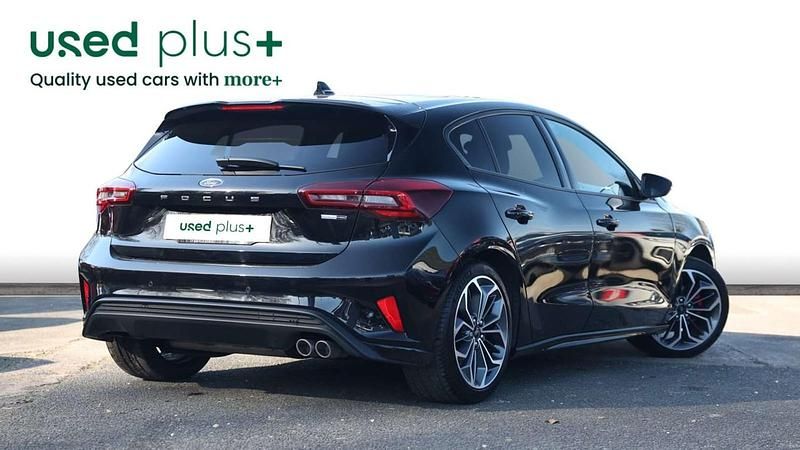 Used Ford Focus ST-Line 125 HP (91 kW) 2023 Black Hatchback