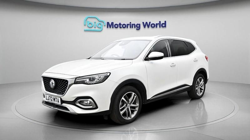 Used MG HS Exclusive 162 HP (119 kW) 2023 White SUV