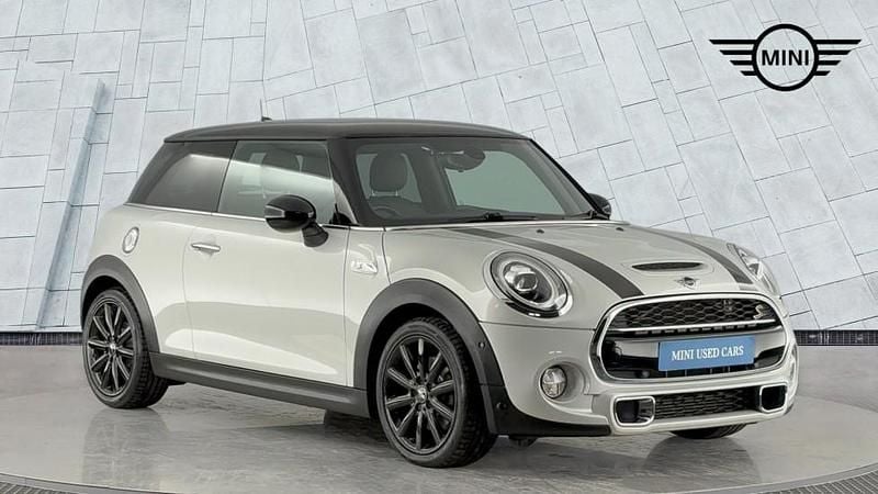 Used Mini Cooper S Exclusive 189 HP (139 kW) 2019 Silver Hatchback