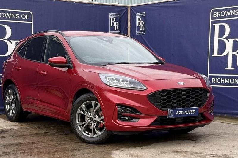 Used Ford Kuga ST-Line 150 HP (110 kW) 2022 Red SUV