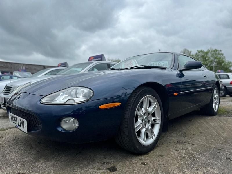 Blue Used 2001 Jaguar XK8 Sedan | £4,995 (Super price) - Image 1/3