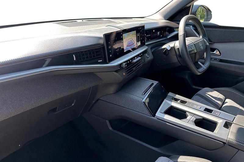Second-hand Vauxhall Grandland 156 kW (213 CP) 2025 Argintiu SUV