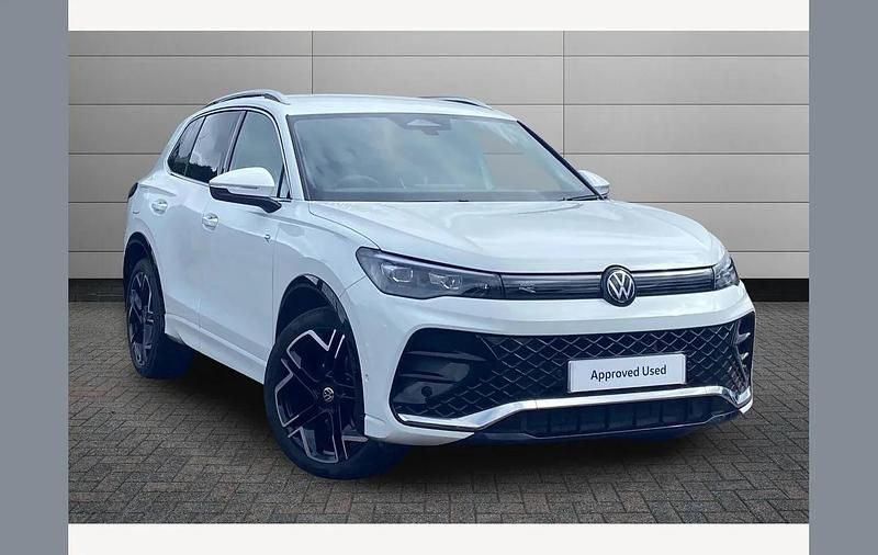 Used VW Tiguan R-line 150 HP (110 kW) 2025 White SUV
