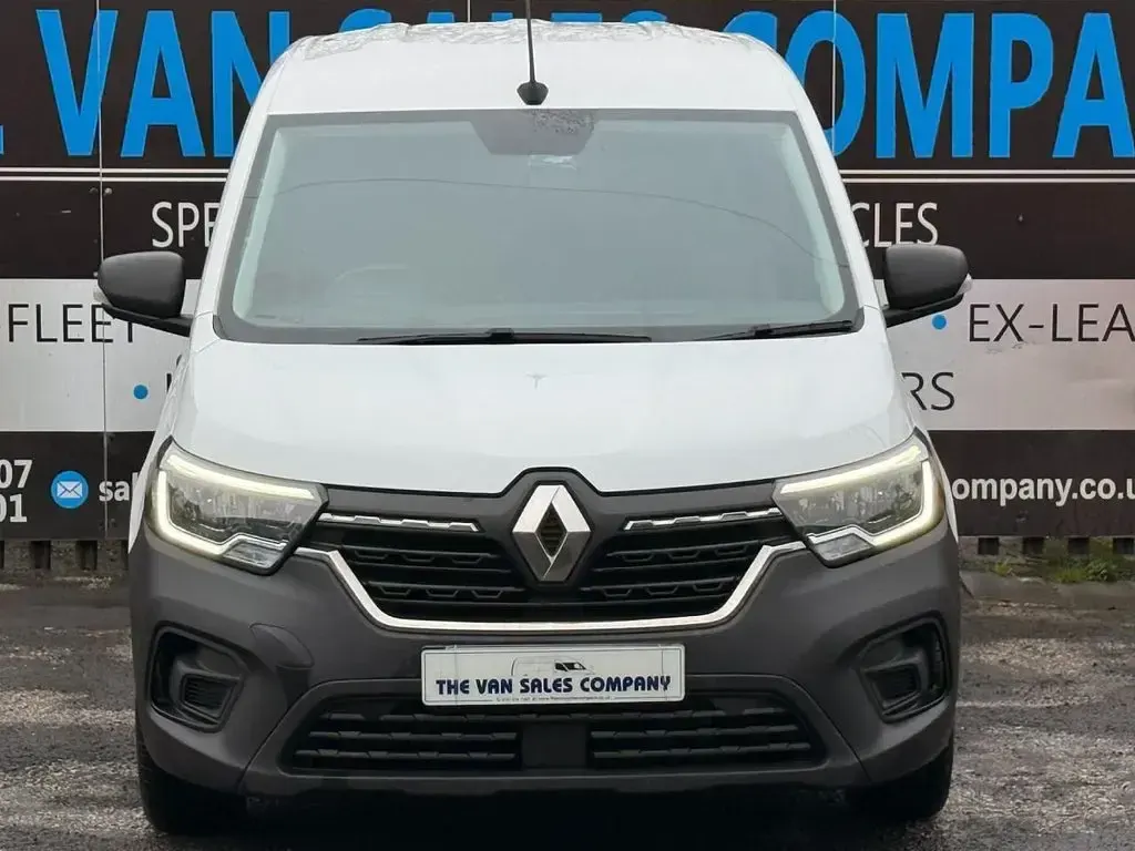 Used Renault Kangoo 2023 White MPV