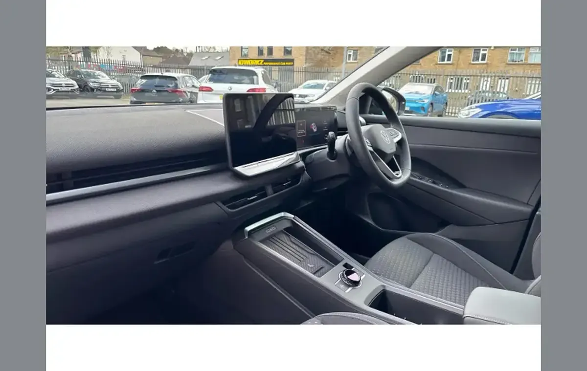 New VW T-Roc Cabriolet Life 147 HP (108 kW) 2025 Other SUV