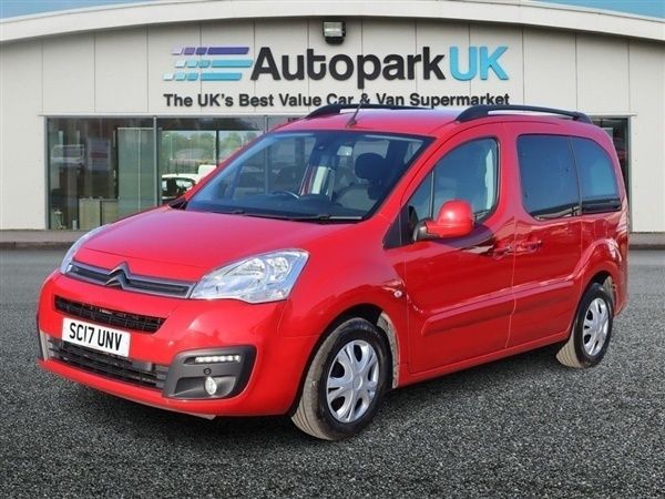Red Used 2017 Citroën Berlingo Flair MPV | £7,695 (Fair price) - Image 1/1