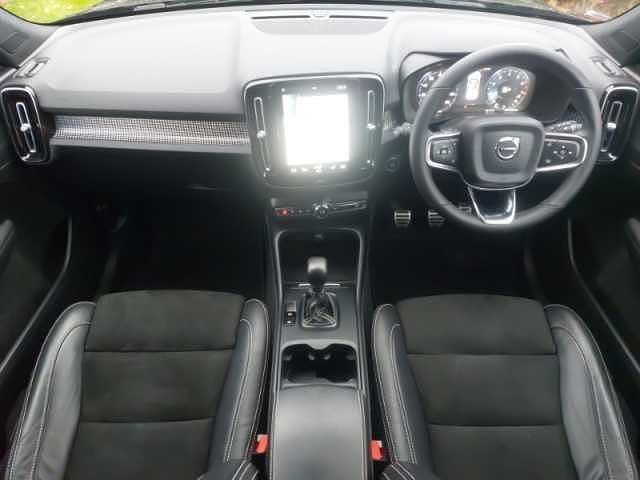 Used Volvo XC40 R-Design 161 HP (118 kW) 2022 SUV