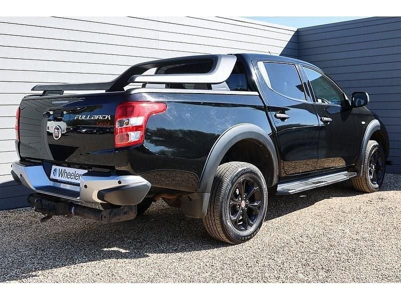 Used Fiat Fullback Cross 180 HP (132 kW) 2018 Black Pickup