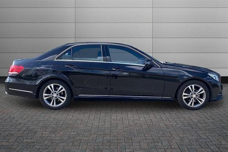 Begagnad Mercedes E220 SE 177 HK (130 kW) 2016 Svart Sedan