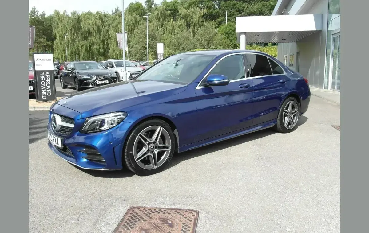 Used Mercedes C200 AMG line 180 HP (132 kW) 2021 Blue Sedan