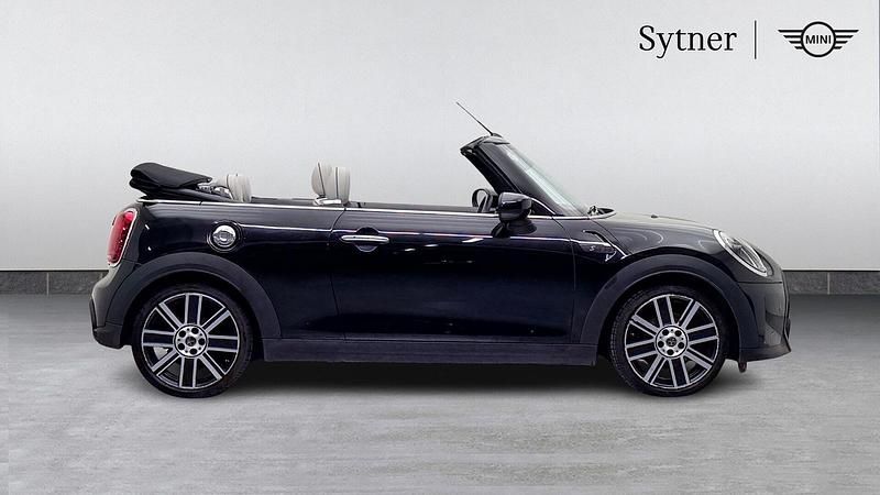 Used Mini Cooper S Exclusive 176 HP (129 kW) 2022 Black Hatchback