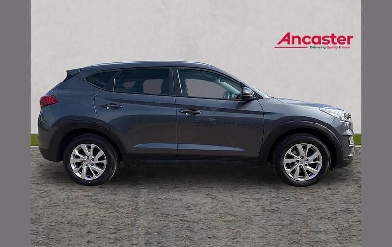 Used Hyundai Tucson SE 177 HP (130 kW) 2019 Grey SUV