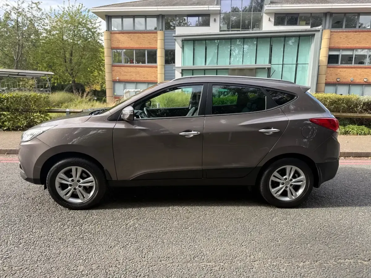 Usado Hyundai ix35 SE 135 HP (99 kW) 2013 Castanho SUV