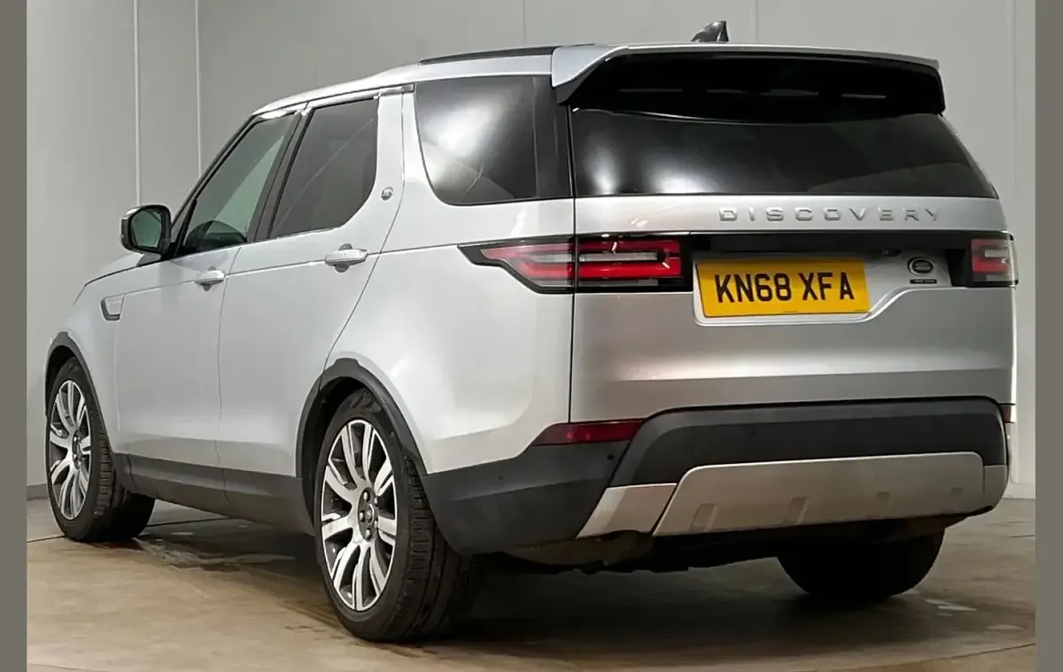 Used Land Rover Discovery HSE Luxury 301 HP (221 kW) 2018 Silver SUV