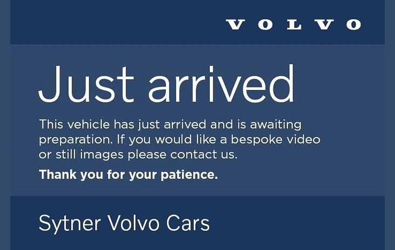 Usado Volvo XC40 Ultra 194 HP (142 kW) 2025 Prateado SUV