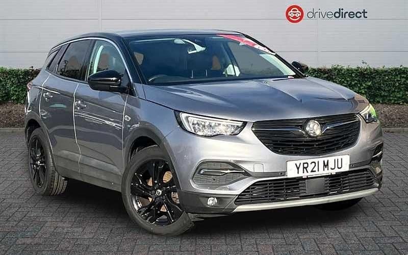 Two coat metallic quartz grey Used 2021 Vauxhall Grandland X SRi SUV | £12,149 (Good price) - Image 1/4