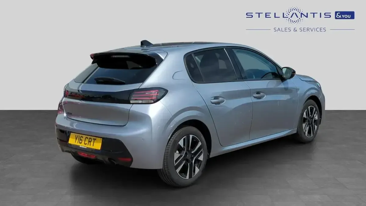Used Peugeot 208 Allure 99 HP (72 kW) 2024 Grey Hatchback