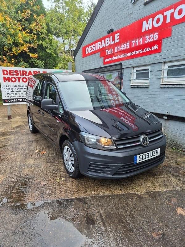 Black Used 2019 VW Caddy Maxi MPV | £18,695 (Fair price) - Image 1/4