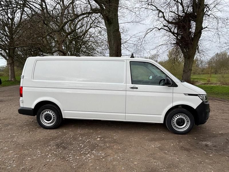 Begagnad VW Transporter Startline 2021 Vit Van