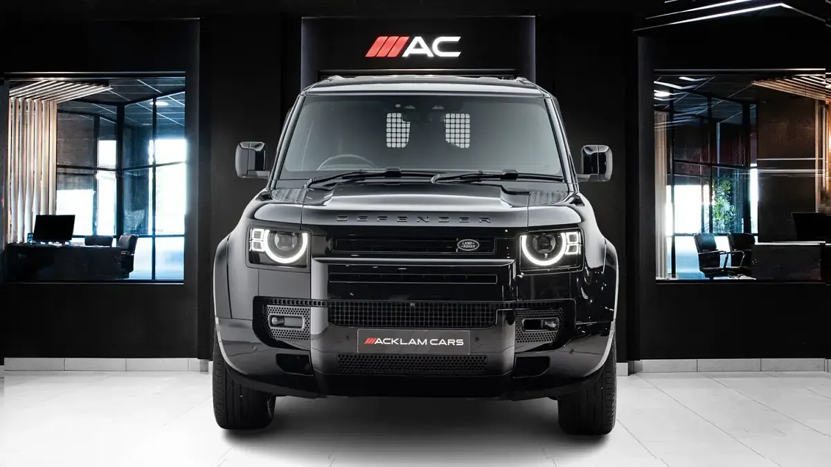 Used Land Rover Defender HSE Dynamic 350 HP (257 kW) 2025 Black SUV