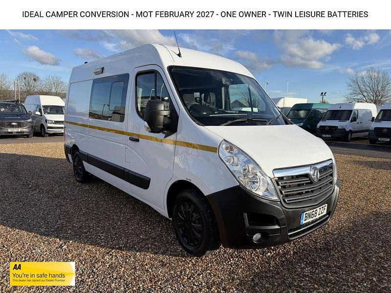 Used Vauxhall Movano 130 HP (95 kW) 2018 White MPV
