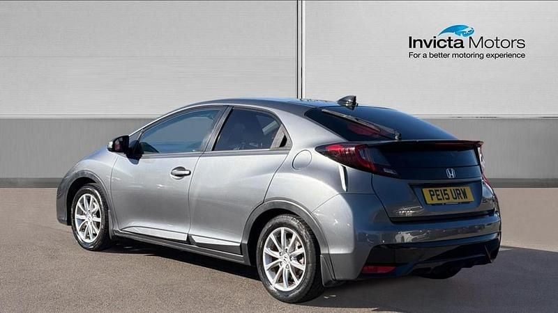 Begagnad Honda Civic SR 120 HK (88 kW) 2015 Grå Halvkombi