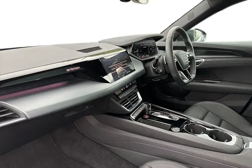 Used Audi e-tron GT quattro Design 384 kW (523 HP) 2023 Daytona grey Sedan