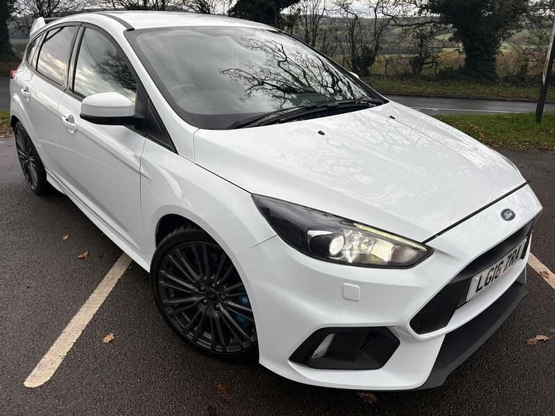 Used Ford Focus RS 350 HP (257 kW) 2016 White Hatchback