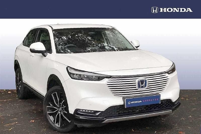 Platinum white Used 2021 Honda HR-V Advance SUV | £21,500 (Fair price) - Image 1/4