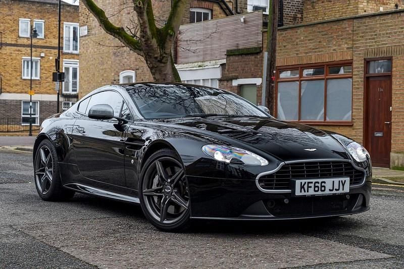 Used Aston Martin Vantage 2016 Black Coupe