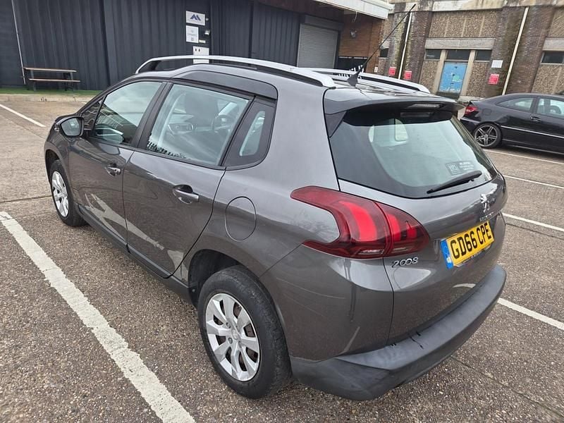 Begagnad Peugeot 2008 Access 2017 Grå SUV