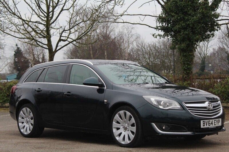 Green Used 2014 Vauxhall Insignia Elite Estate | £5,990 (Fair price) - Image 1/4