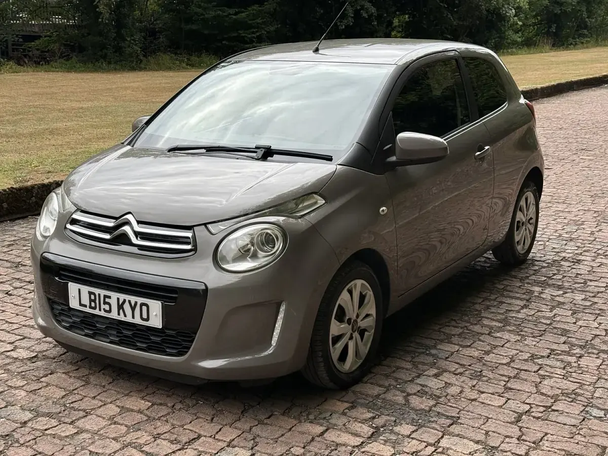 Used Citroën C1 Flair 68 HP (50 kW) 2015 Grey Hatchback