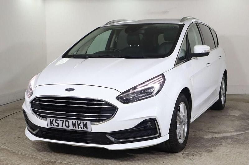 Used Ford S-MAX Titanium 2021 White MPV