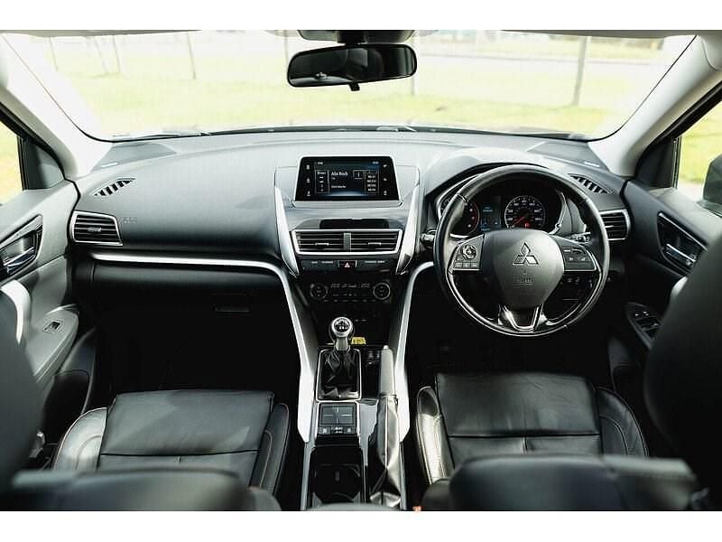 Used Mitsubishi Eclipse Cross 163 HP (119 kW) 2019 Bronze metallic SUV