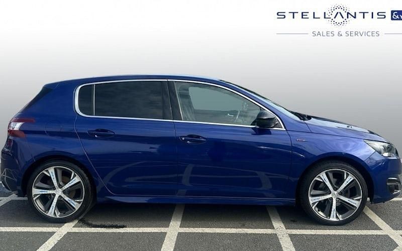 Used Peugeot 308 GT-line 131 HP (96 kW) 2016 Hatchback