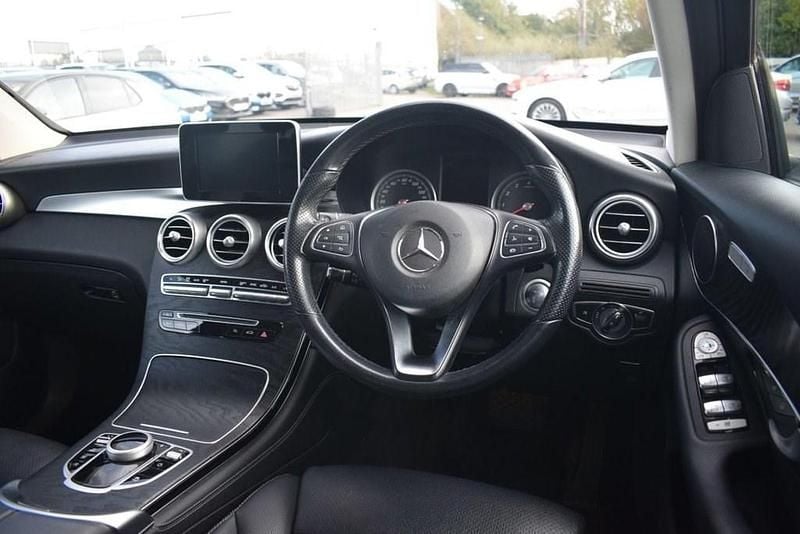 Begagnad Mercedes GLC250 211 HK (155 kW) 2018 Vit Kombi
