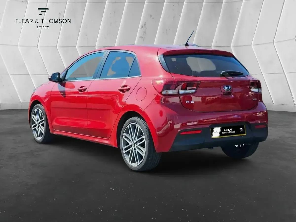 Used Kia Rio First Edition 99 HP (72 kW) 2017 Red Hatchback